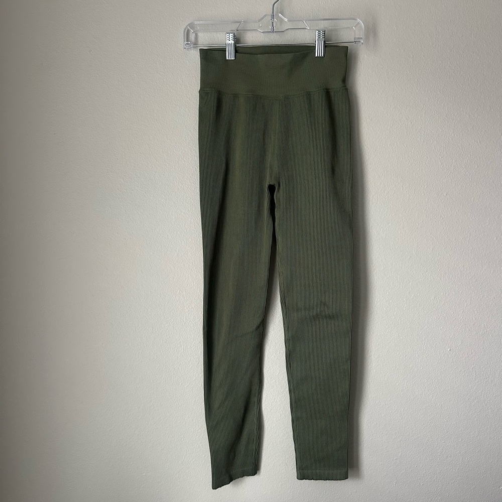 Calvin Klein Olive Green Ribbed Leggings size small